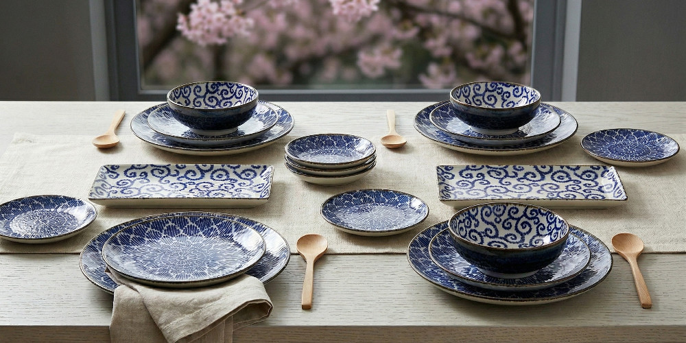 Ohuke Dahlia & Ten Karakusa Collection | Japanese Porcelain